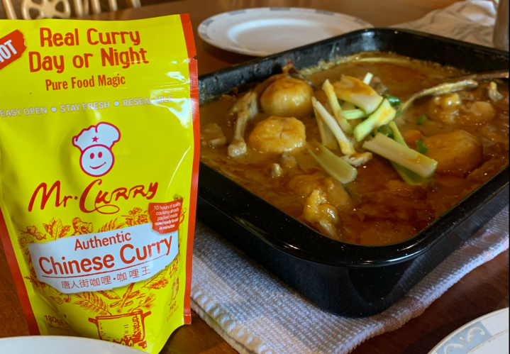 Mr Curry Image with curry saunce